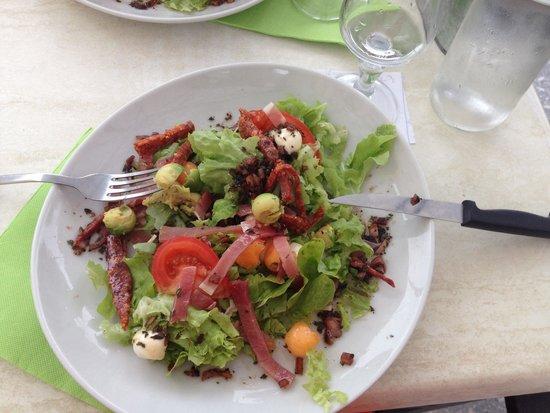 Le Grand Cafe