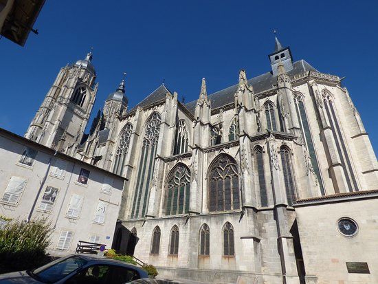 la Basilique de Saint-Nicolas-de-Port